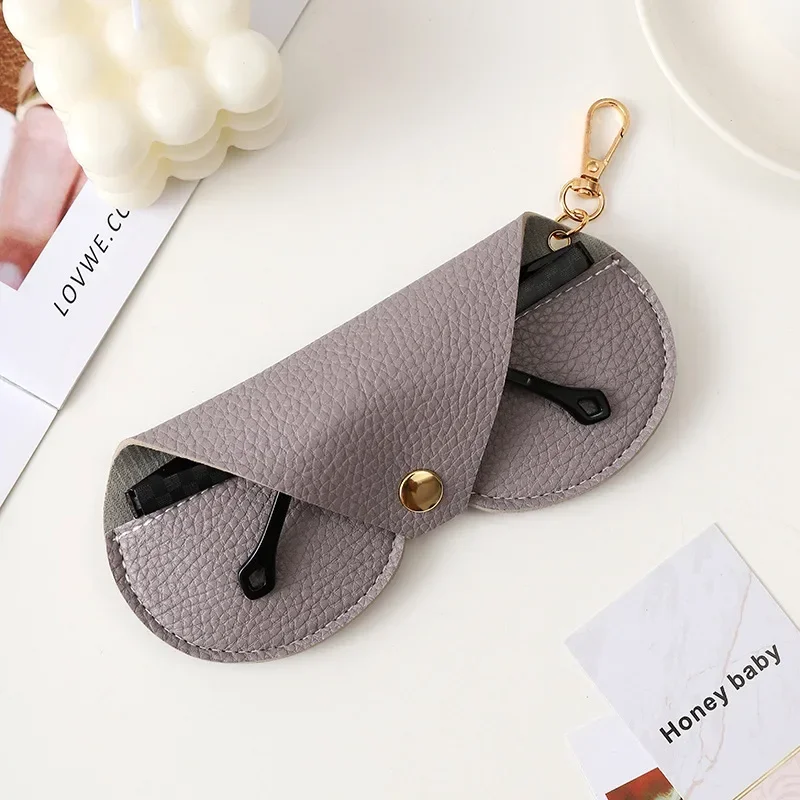 Brillenhülle mit Litschi-Prägu – Travel Reading Accessories Bewertung und Preis